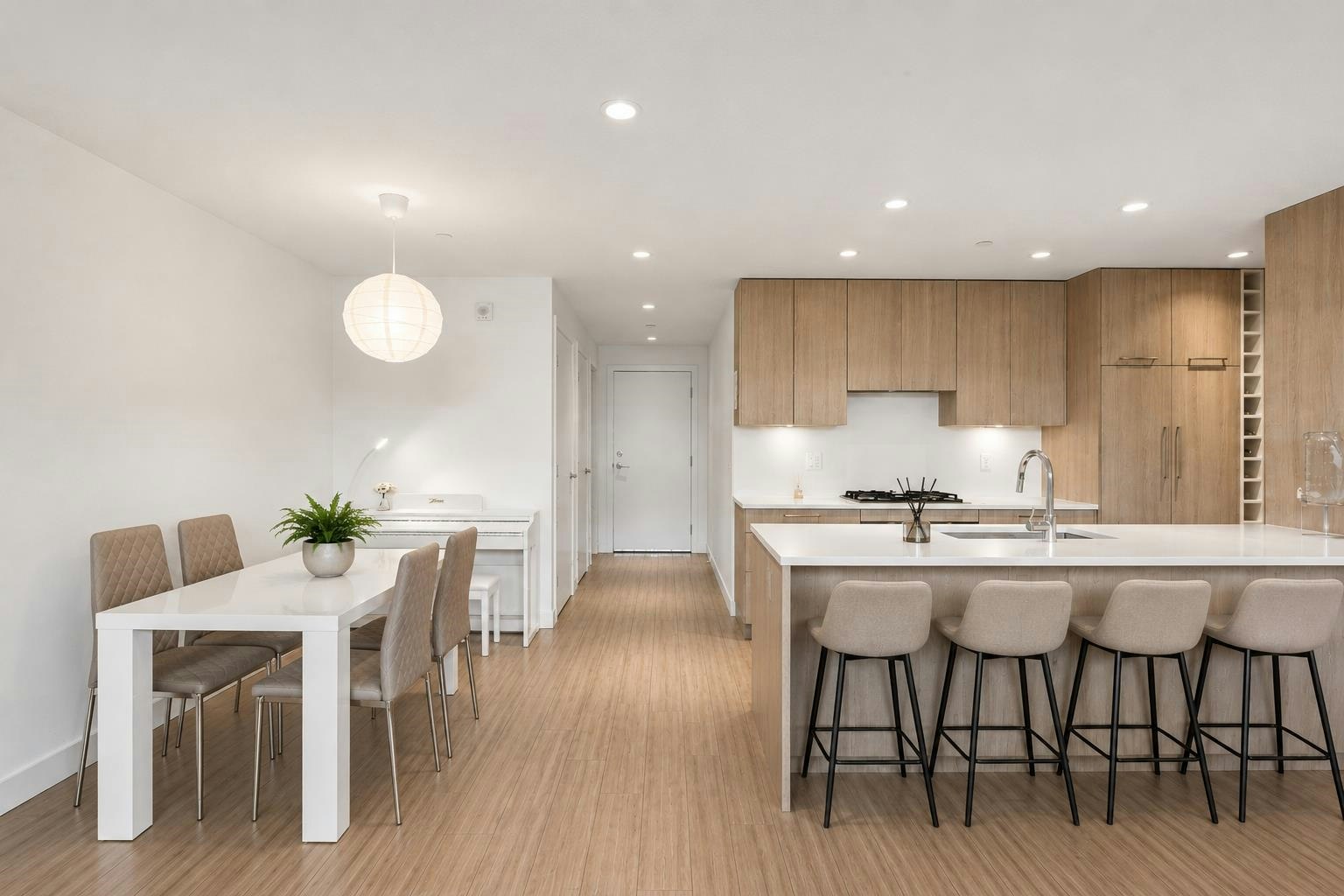 203-747 E 3rd Street - 5