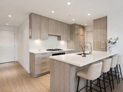 203-747 E 3rd Street - 4