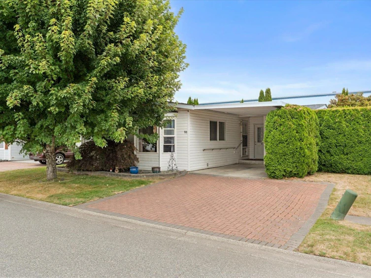 93-45918 Knight Road, Chilliwack, BC, V2R 3X4