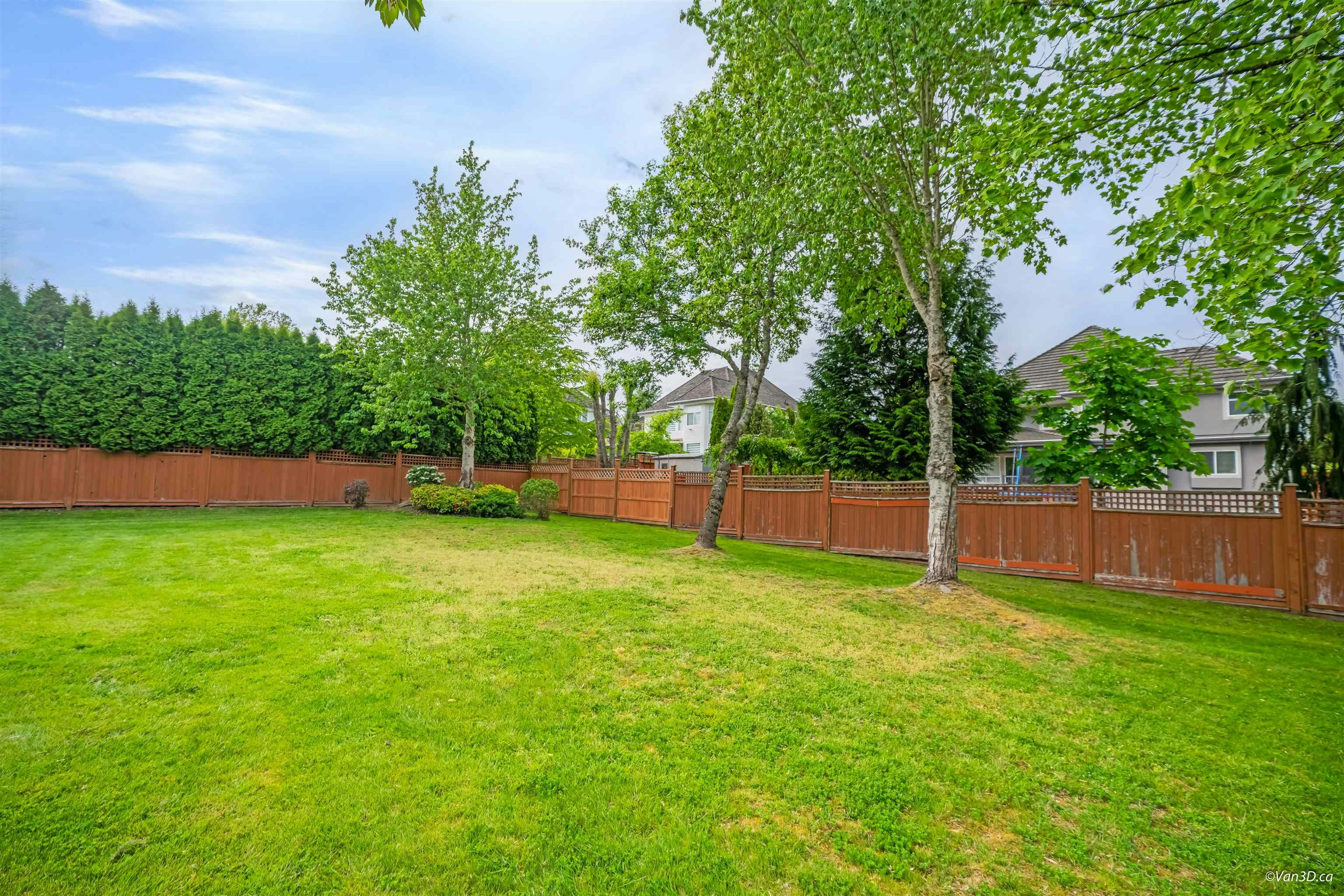 16383 High Park Avenue, Surrey, BC, V3Z 0M1 - 38