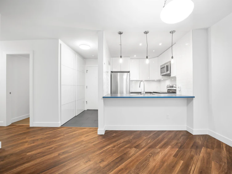 105-3191 Mountain Highway, North Vancouver, BC, V7K 2H4 - 8