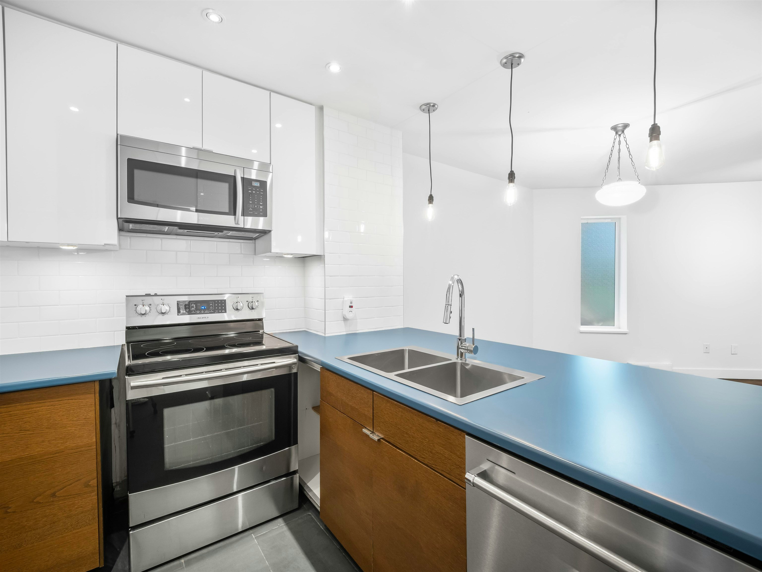 105-3191 Mountain Highway, North Vancouver, BC, V7K 2H4 - 10
