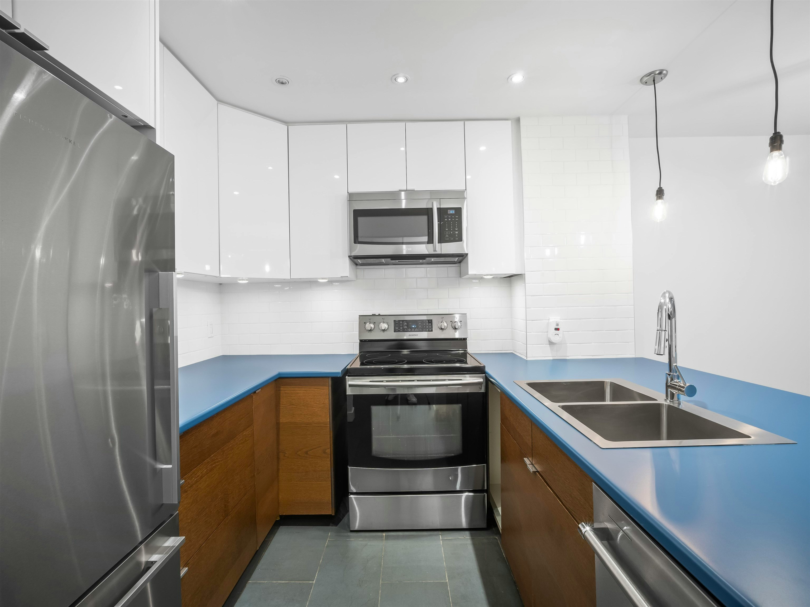 105-3191 Mountain Highway, North Vancouver, BC, V7K 2H4 - 11