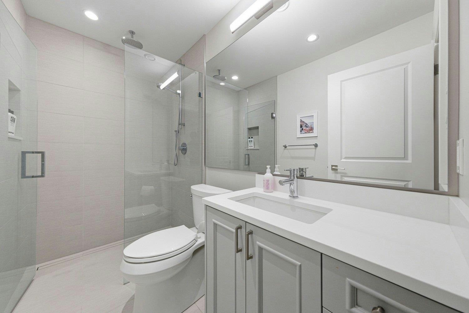 1242 E 23rd Avenue, Vancouver, BC, V5V 1Y9 - 26