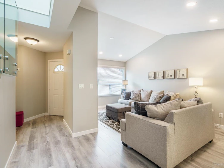22-23151 Haney By-pass, Maple Ridge, BC, V2X 0S5 - 3