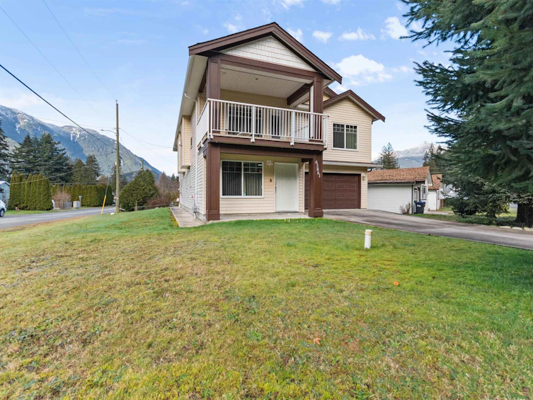 63861 Old Yale Road, Hope, BC, V0X 1L2 - 28