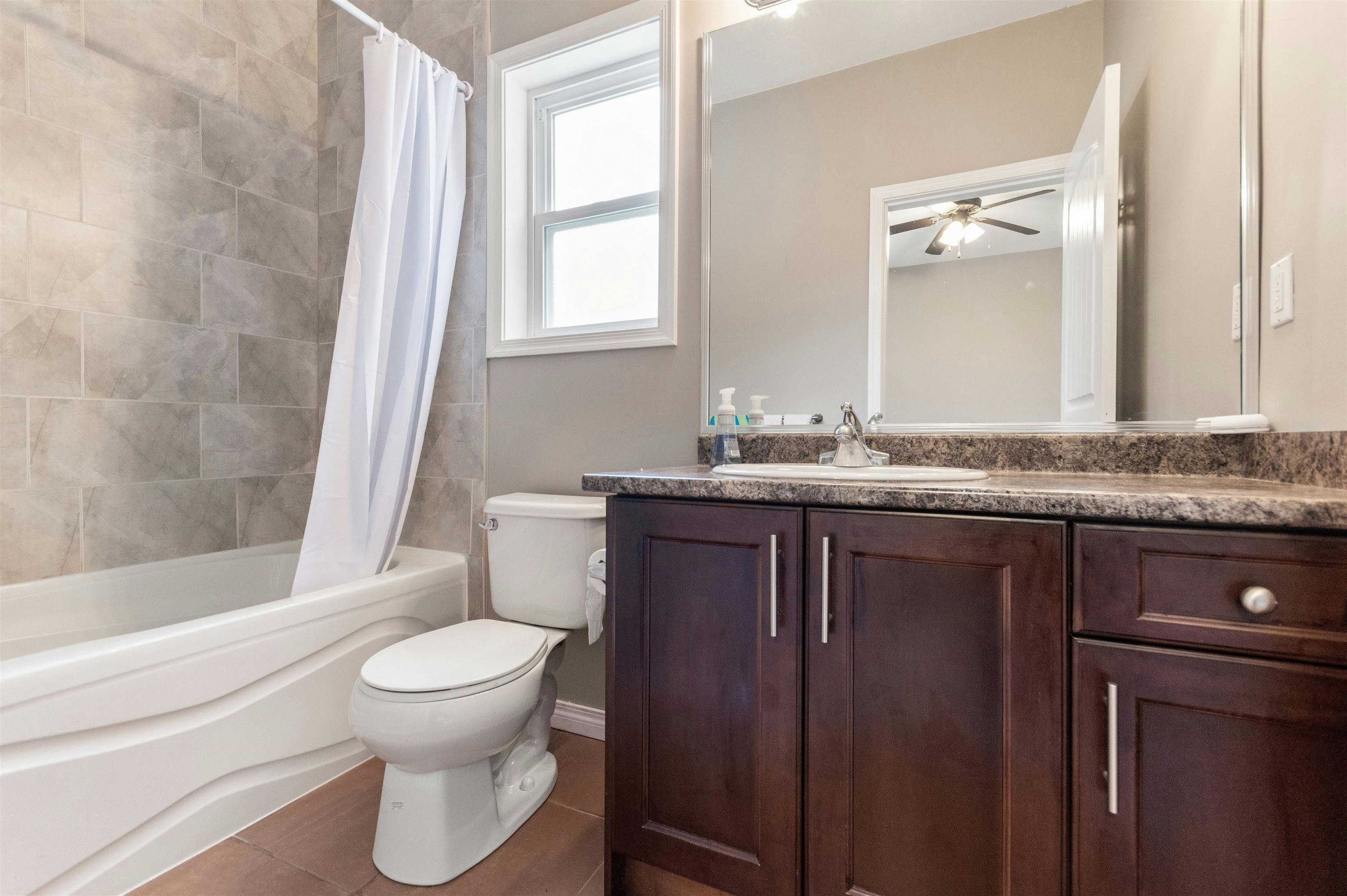 63861 Old Yale Road, Hope, BC, V0X 1L2 - 13
