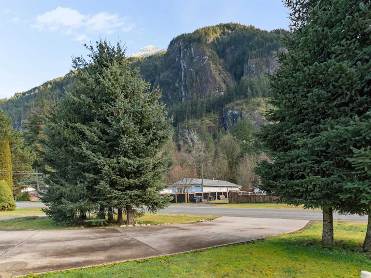 63861 Old Yale Road, Hope, BC, V0X 1L2 - 27
