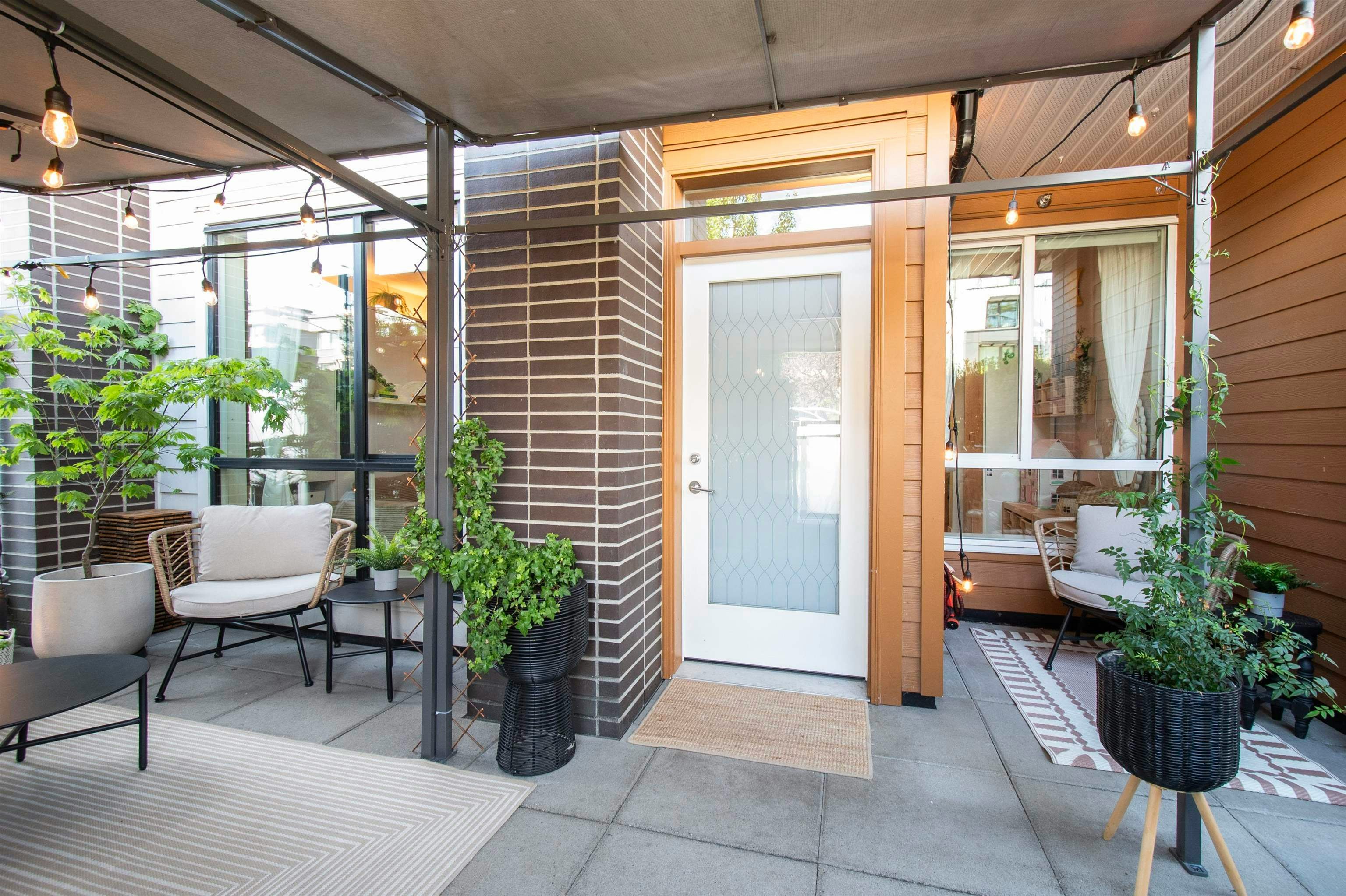 111-615 E 3rd Street - 4