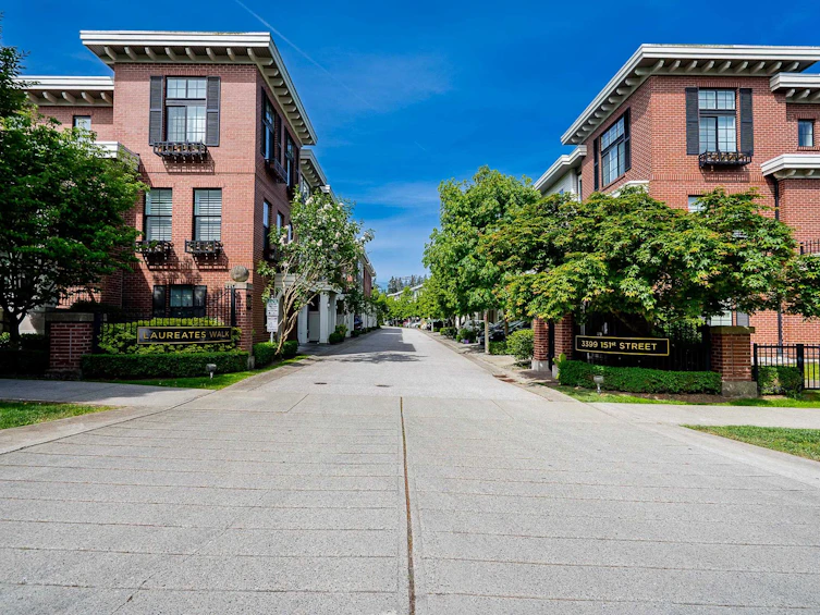 39-3399 151 Street, Surrey, BC, V3Z 0L3 - 2