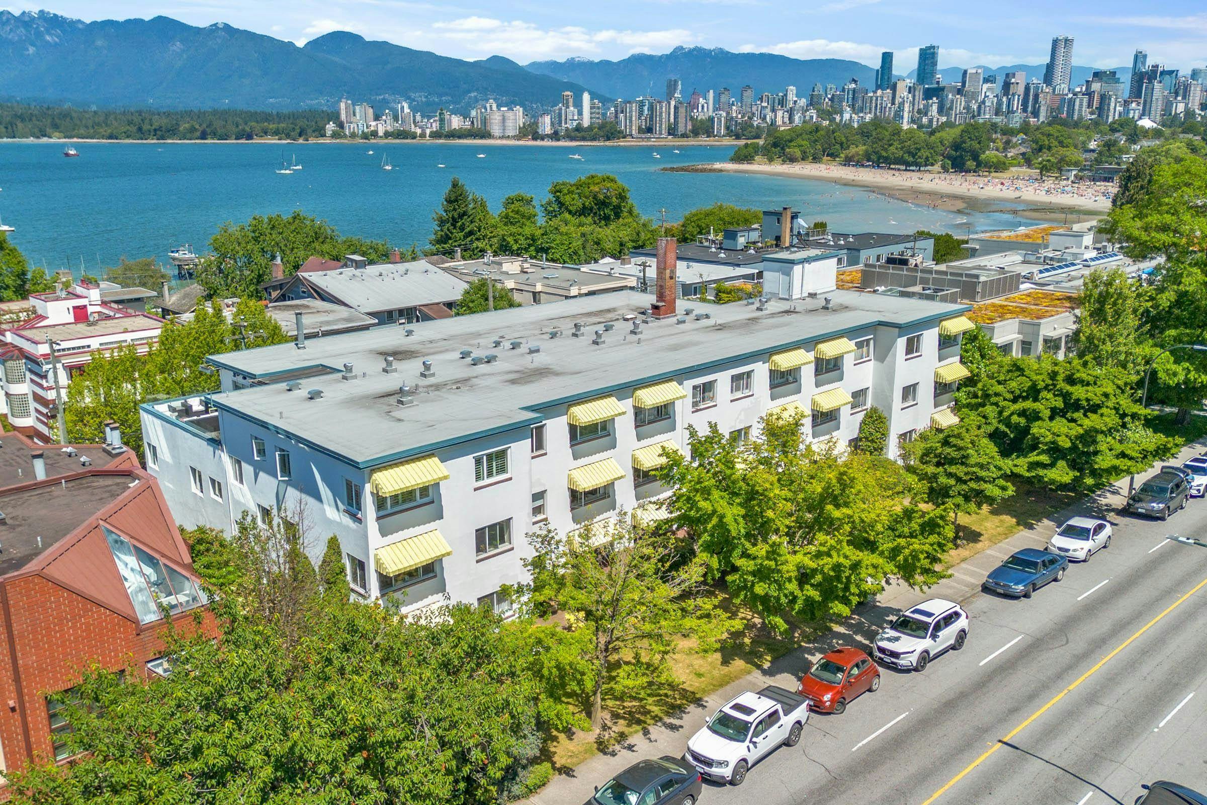 303-2469 Cornwall Avenue, Vancouver, BC, V6K 1B9