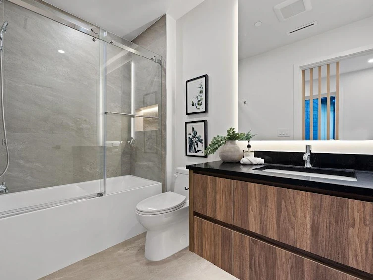 5038 Granville Street, Vancouver, BC, V6M 3B4 - 19