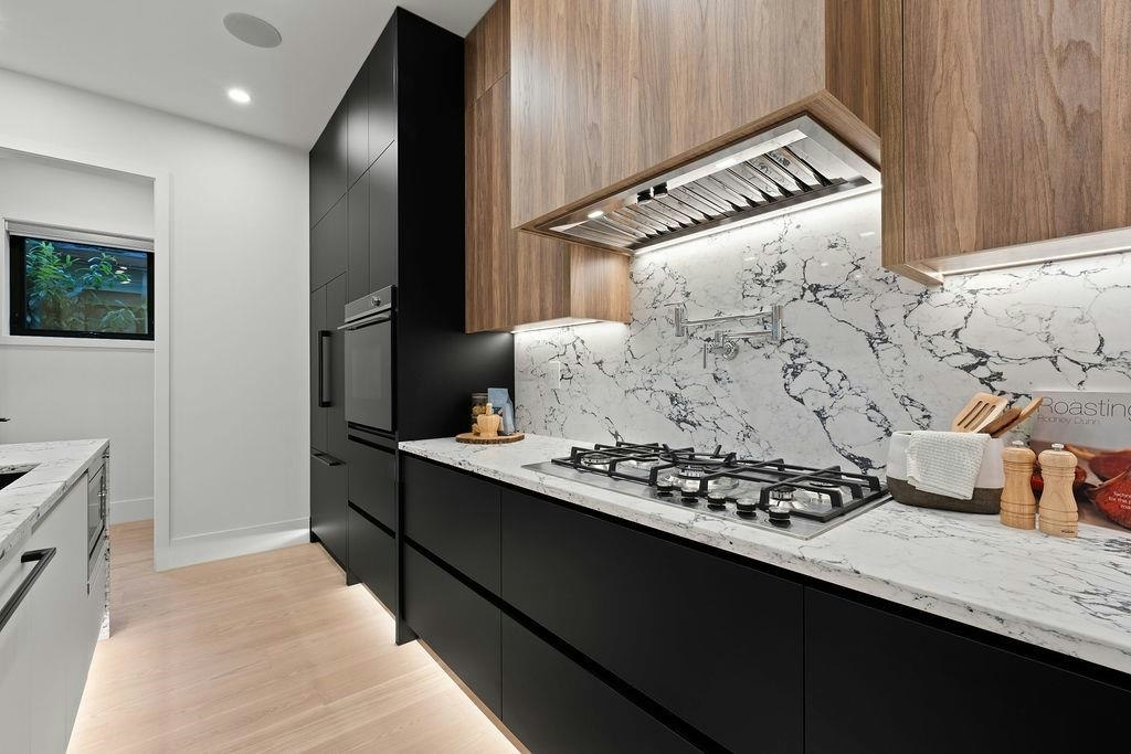 5038 Granville Street, Vancouver, BC, V6M 3B4 - 14