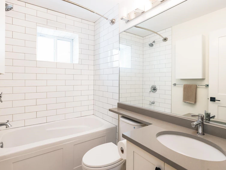 1750 Dempsey Road, North Vancouver, BC, V7K 1T4 - 24