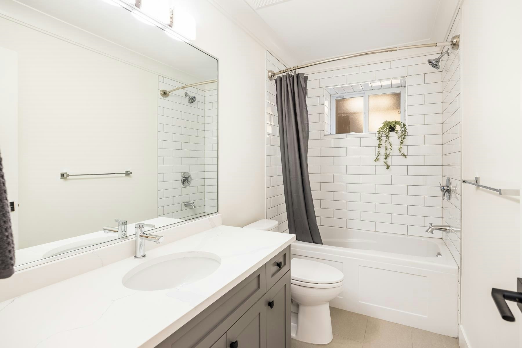 1750 Dempsey Road, North Vancouver, BC, V7K 1T4 - 23