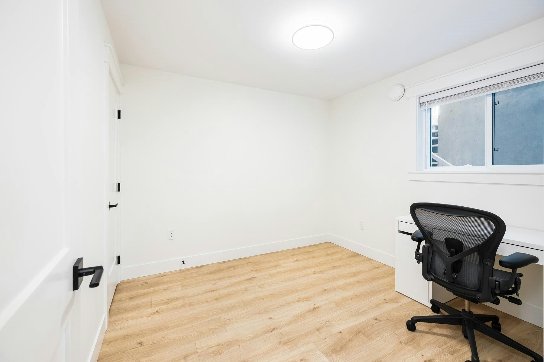1750 Dempsey Road, North Vancouver, BC, V7K 1T4 - 36
