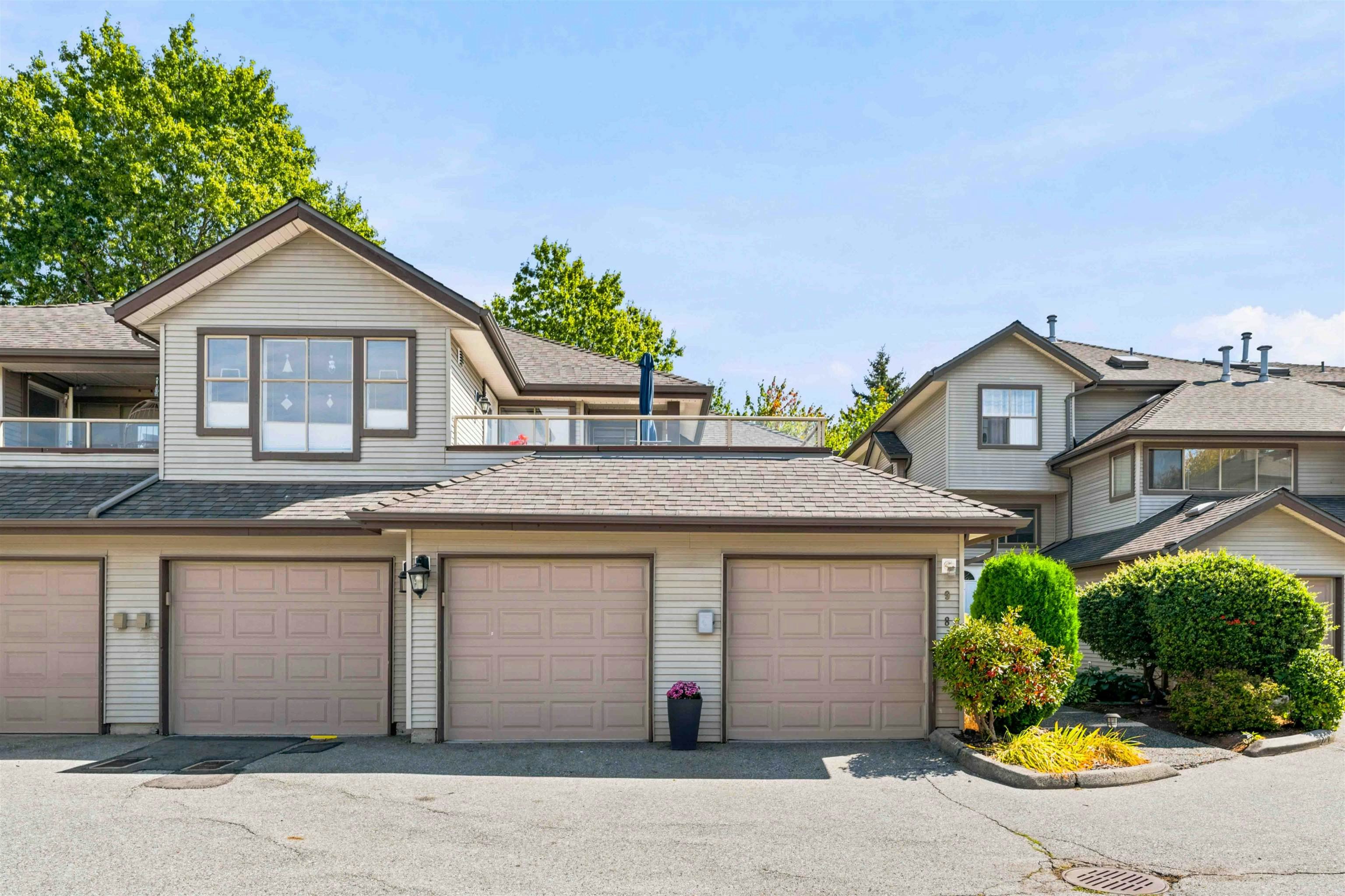 8-19160 119 Avenue, Pitt Meadows, BC, V3Y 2L7