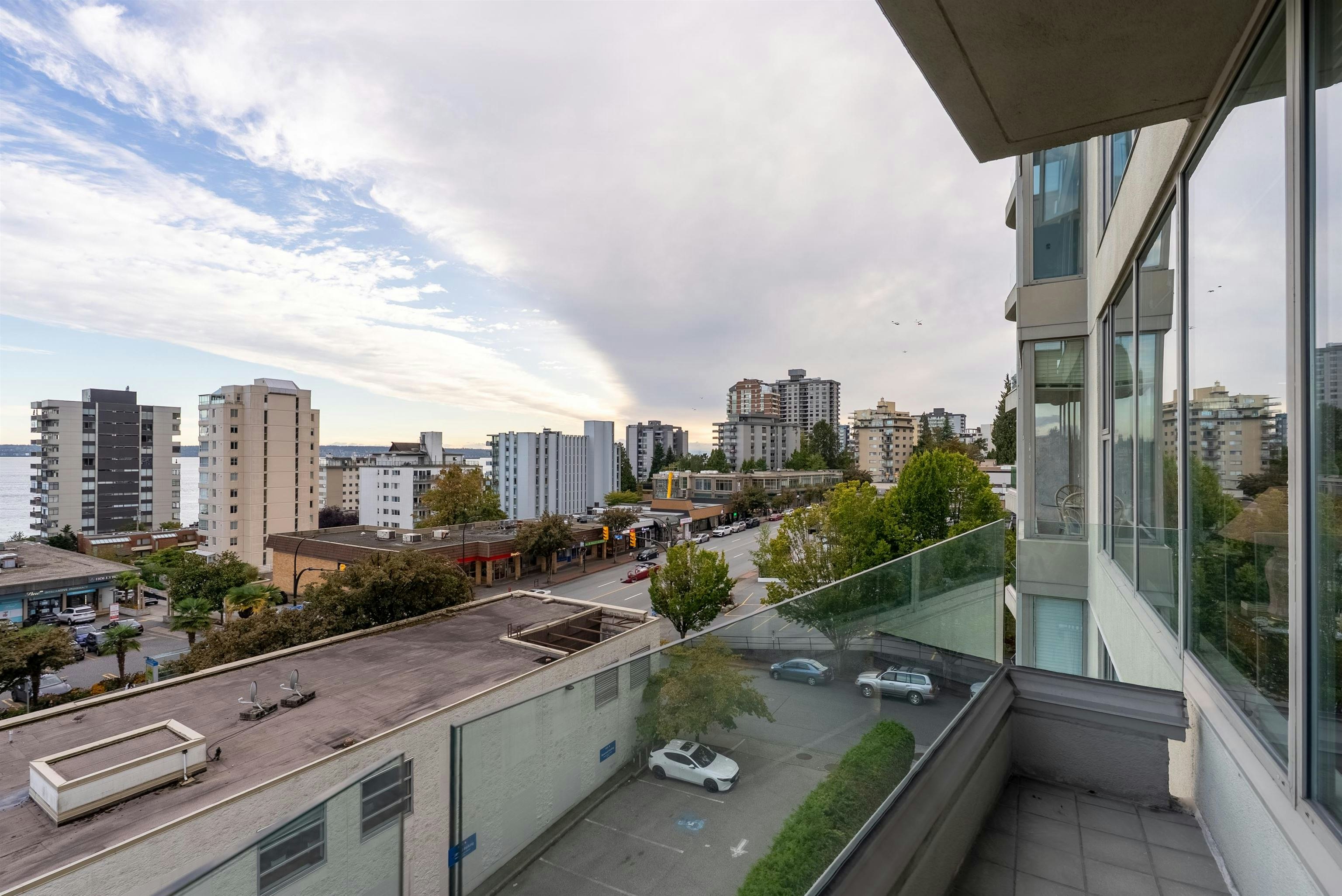 502-570 18th Street, West Vancouver, BC, V7V 3V7 - 17