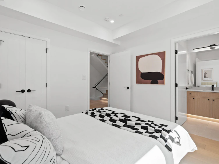 1-3255 W 13th Avenue, Vancouver, BC, V6K 2V6 - 28