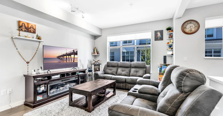 1038-11280 Pazarena Place, Maple Ridge, BC, V2X 9H8 - 5