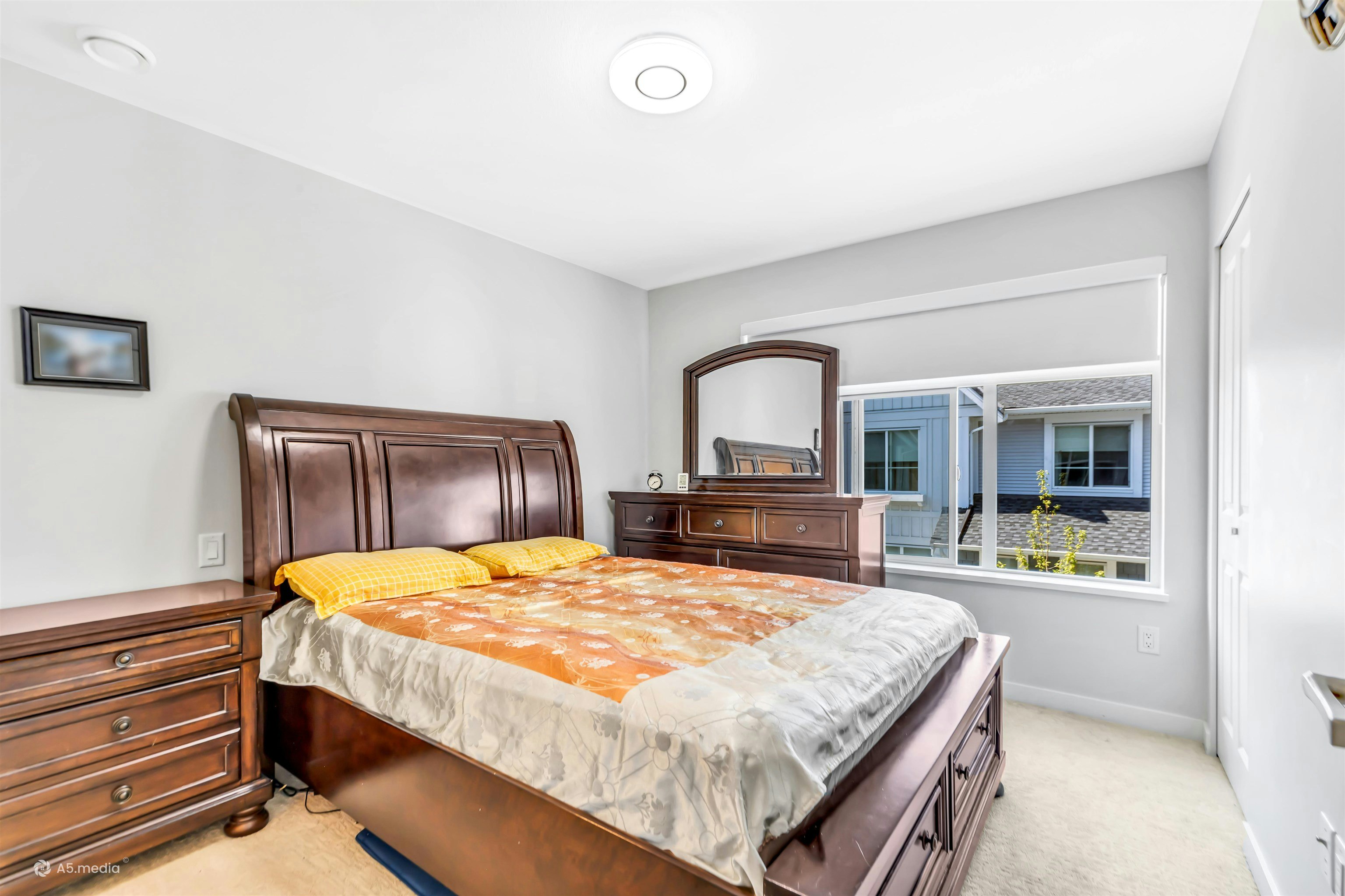 1038-11280 Pazarena Place, Maple Ridge, BC, V2X 9H8 - 8