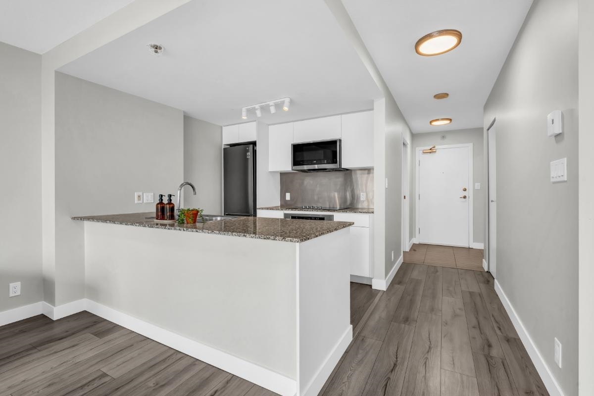 1805-788 Hamilton Street - 5