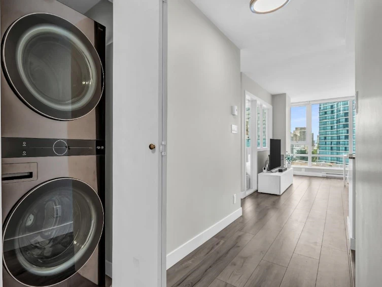1805-788 Hamilton Street, Vancouver, BC, V6B 0E9 - 10