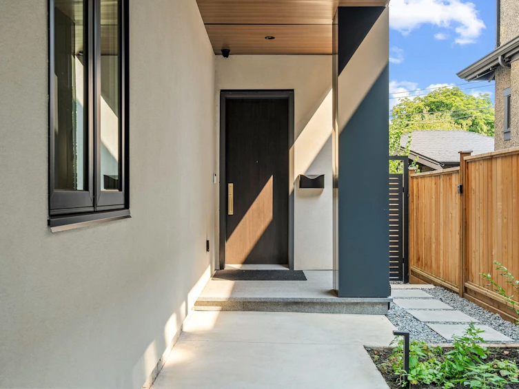 2-3255 W 13th Avenue, Vancouver, BC, V6K 2V6 - 3