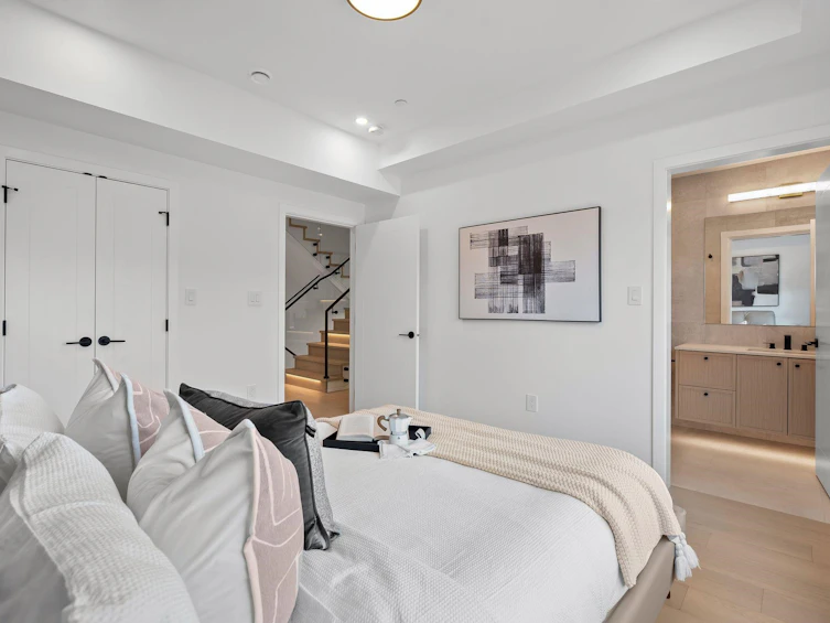 2-3255 W 13th Avenue, Vancouver, BC, V6K 2V6 - 25