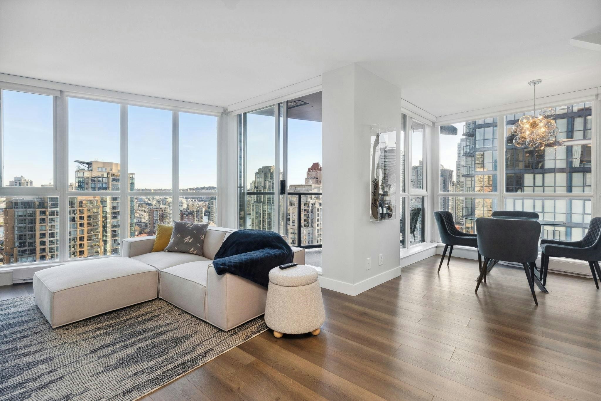 2406-1155 Seymour Street, Vancouver, BC, V6B 1K2