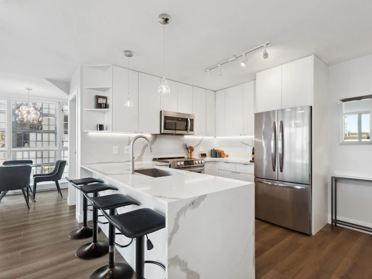 2406-1155 Seymour Street, Vancouver, BC, V6B 1K2 - 9