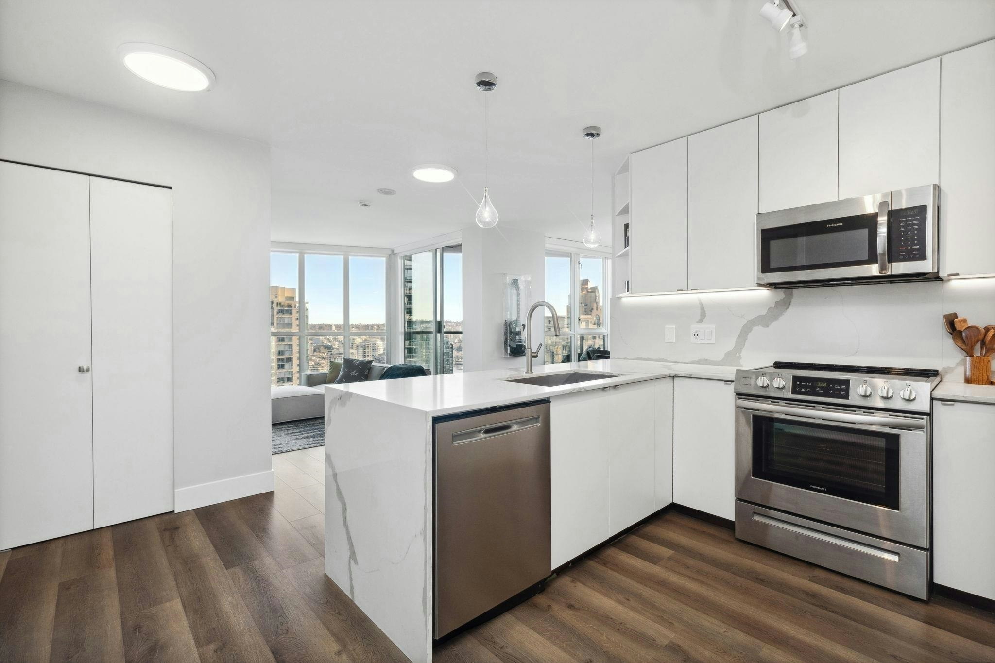 2406-1155 Seymour Street, Vancouver, BC, V6B 1K2 - 12