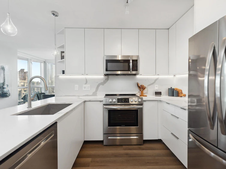 2406-1155 Seymour Street, Vancouver, BC, V6B 1K2 - 11