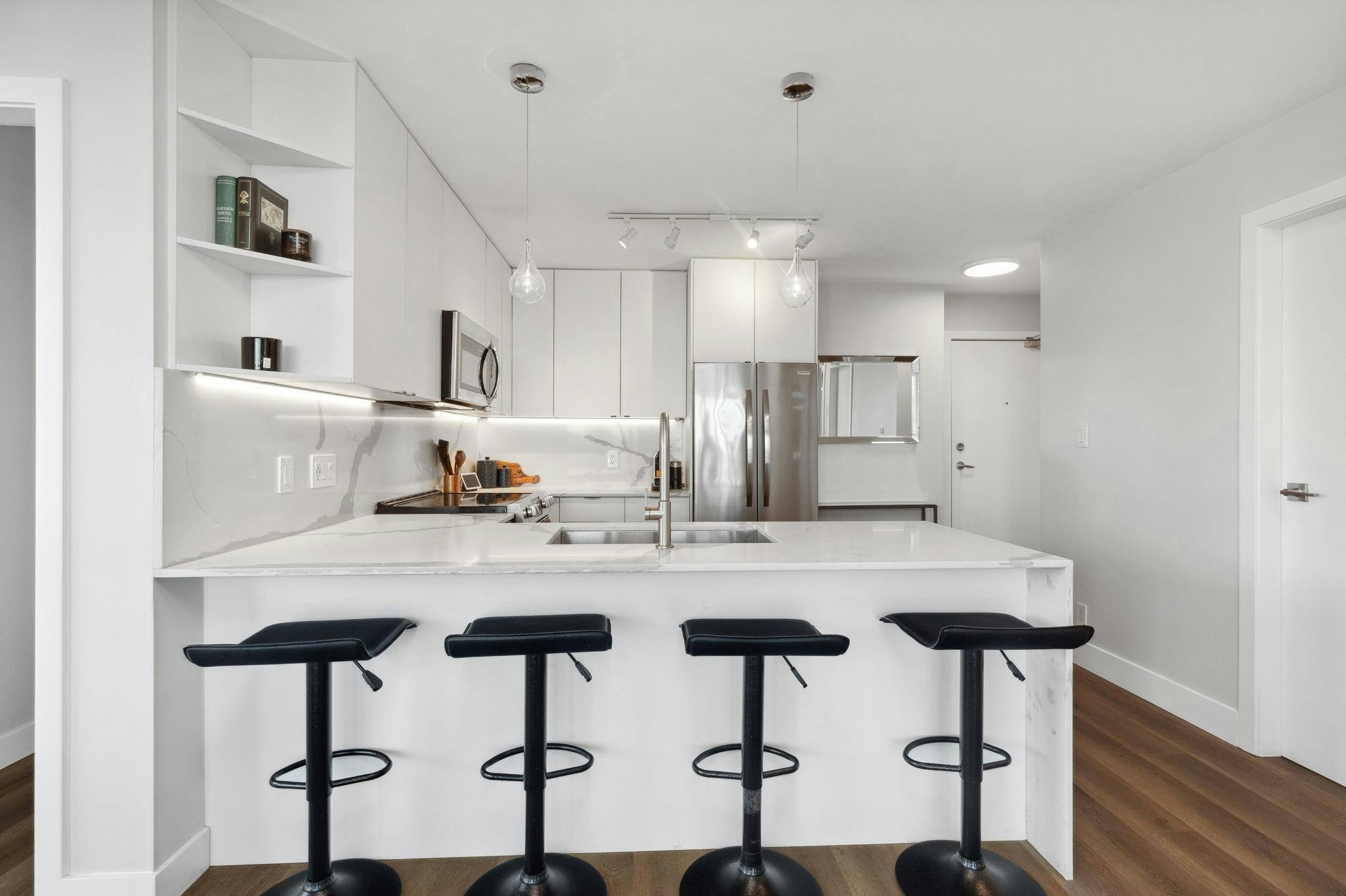 2406-1155 Seymour Street, Vancouver, BC, V6B 1K2 - 8