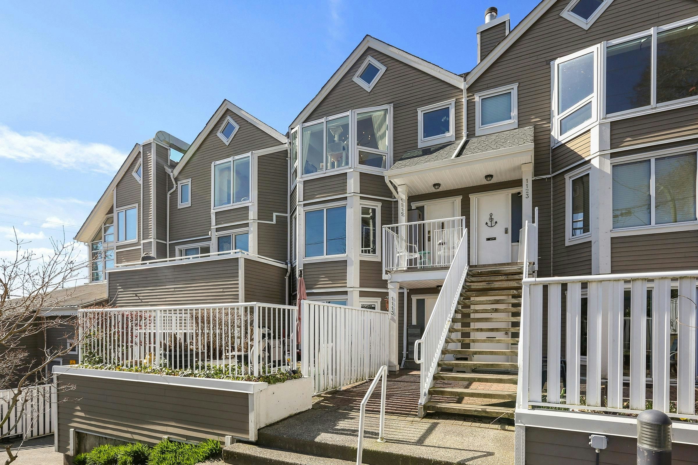 1115 Elm Street, Surrey, BC, V4B 3R9 - 34
