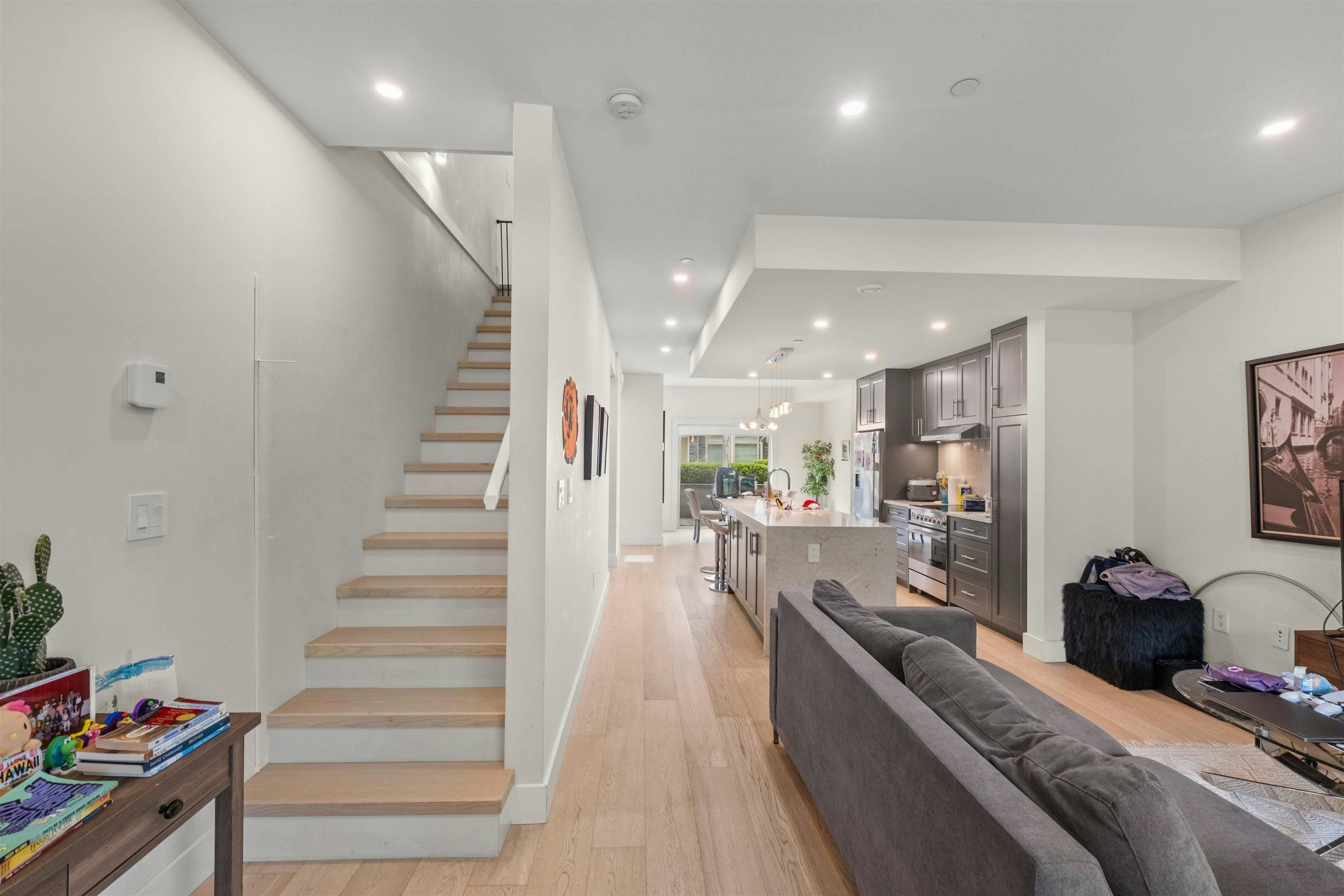 5-115 W Queens Road, North Vancouver, BC, V7N 2K4 - 10