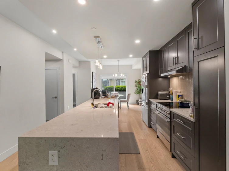 5-115 W Queens Road, North Vancouver, BC, V7N 2K4 - 3