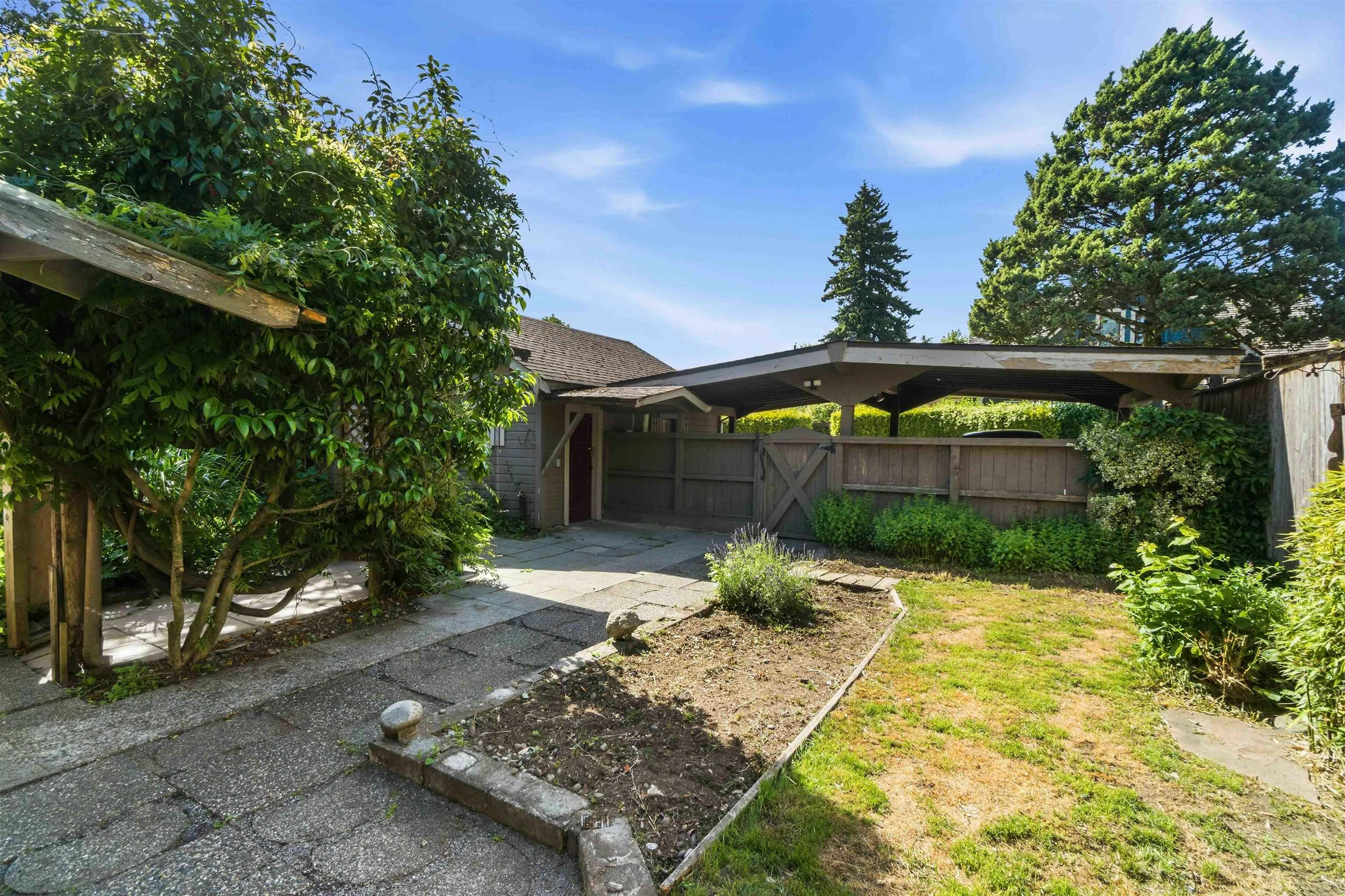 205 Fourth Avenue, New Westminster, BC, V3L 1N5 - 30