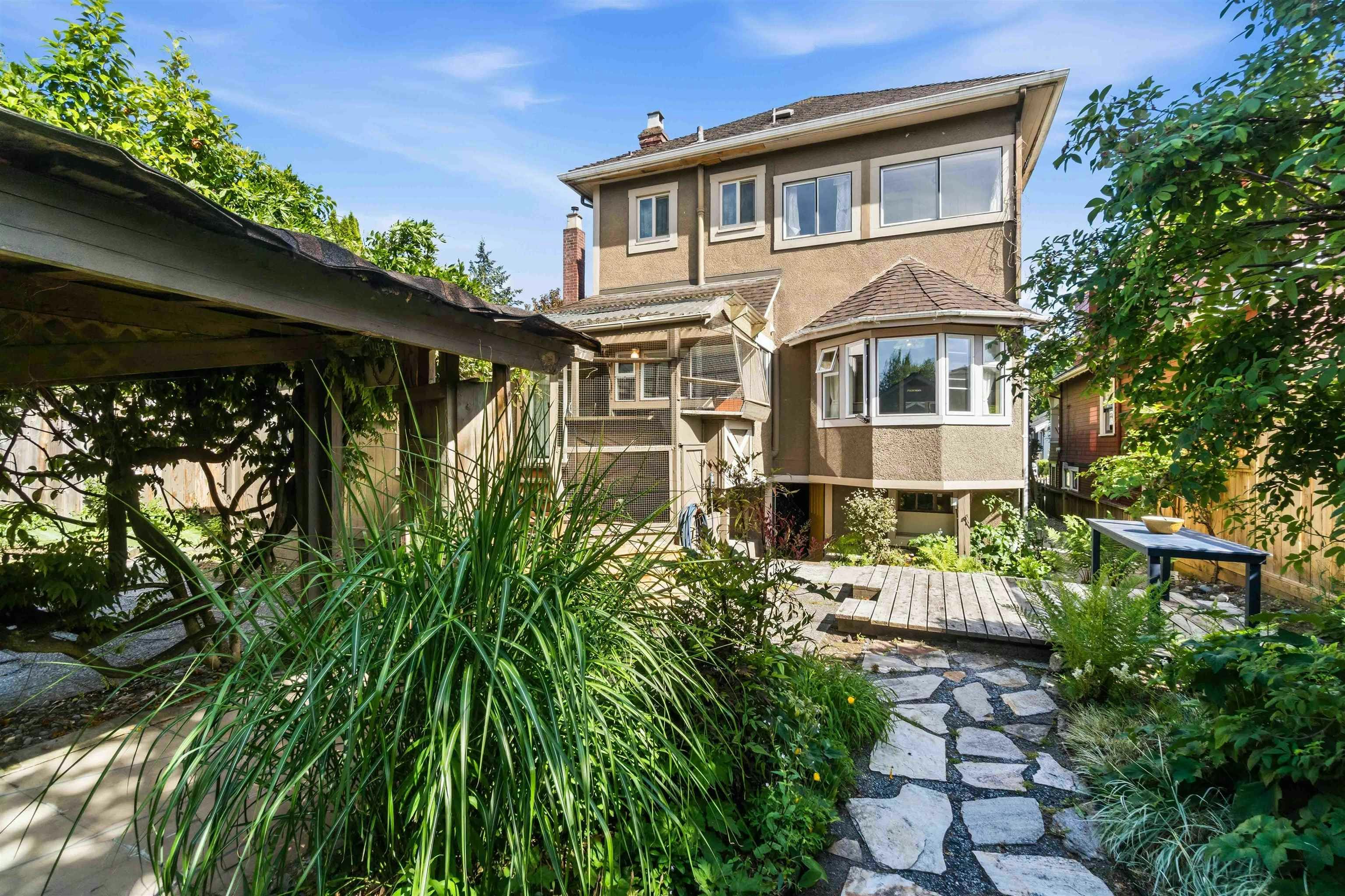 205 Fourth Avenue, New Westminster, BC, V3L 1N5 - 33