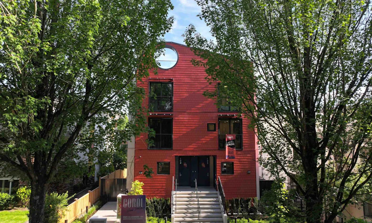 103-1550 E 3rd Avenue