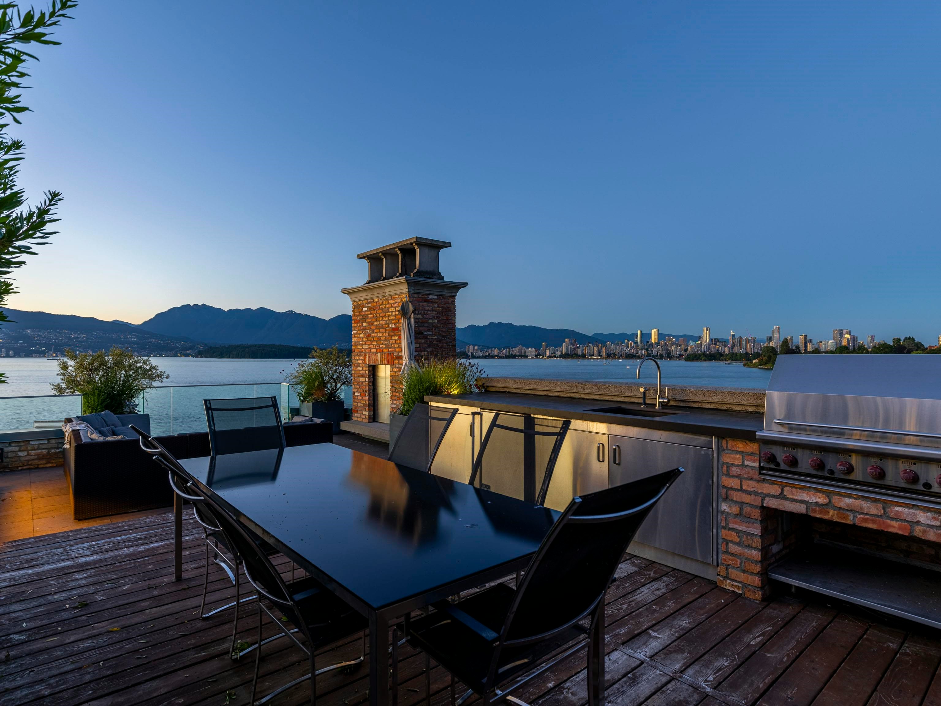 3305 Point Grey Road, Vancouver, BC, V6R 1A4 - 37