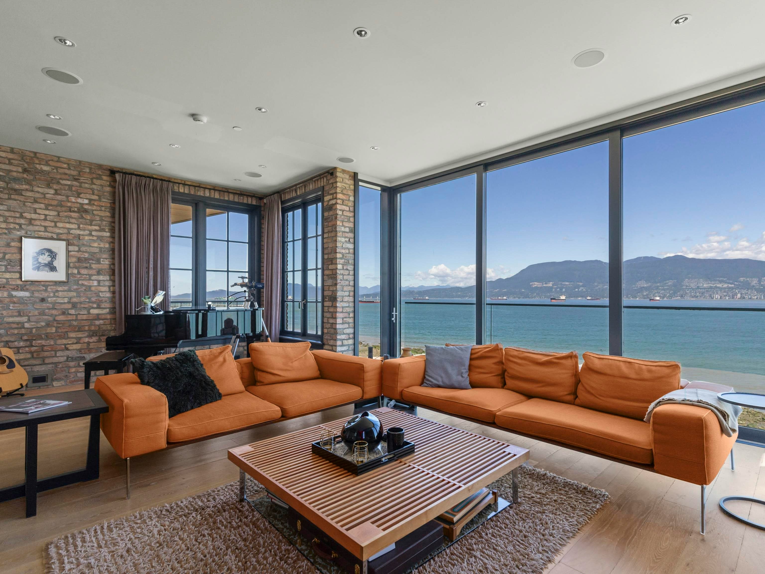 3305 Point Grey Road, Vancouver, BC, V6R 1A4 - 9