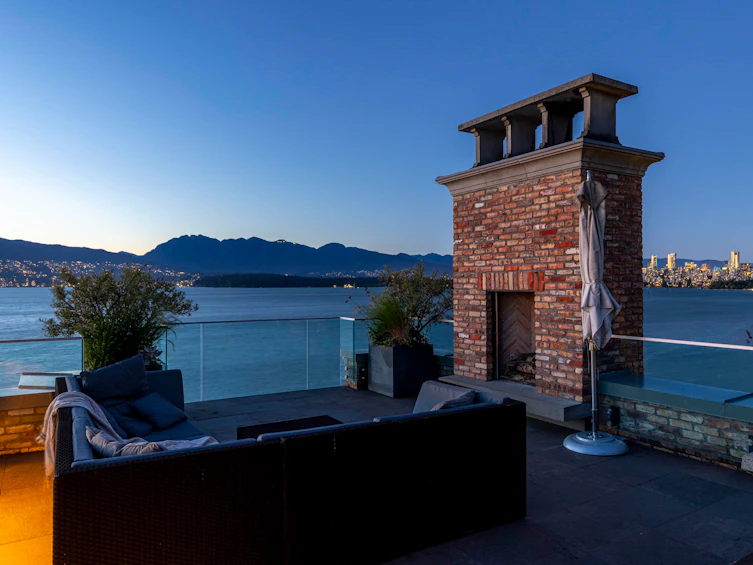 3305 Point Grey Road, Vancouver, BC, V6R 1A4 - 38