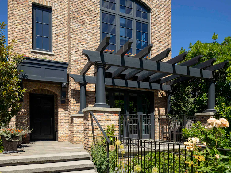 3305 Point Grey Road, Vancouver, BC, V6R 1A4 - 3