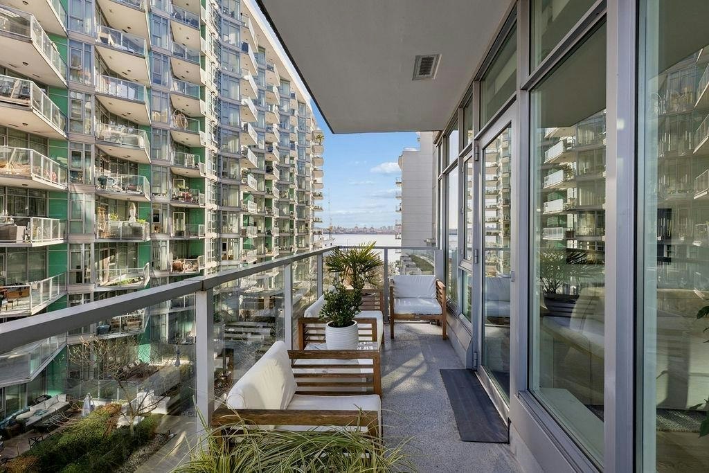 409-185 Victory Ship Way, North Vancouver, BC, V7L 0G2 - 24