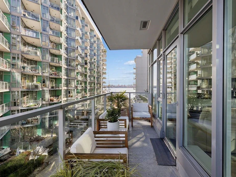 409-185 Victory Ship Way, North Vancouver, BC, V7L 0G2 - 24