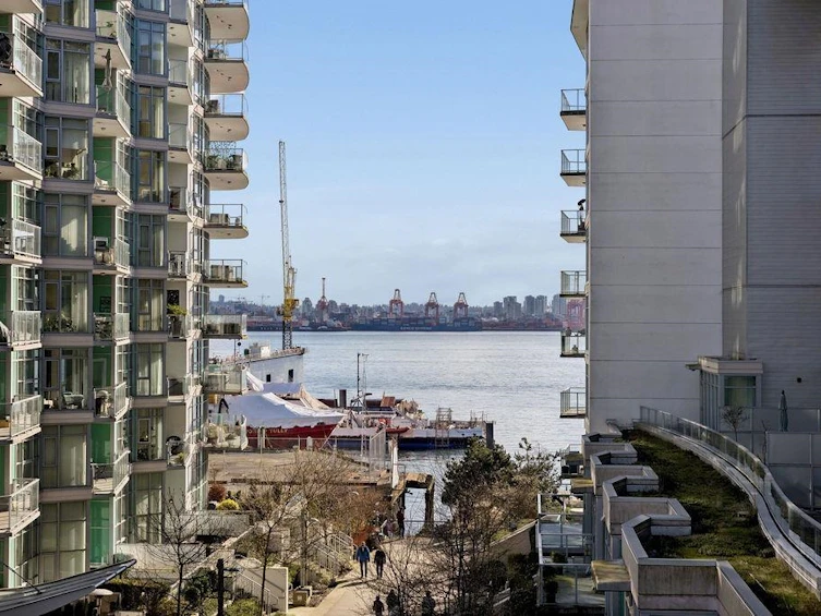 409-185 Victory Ship Way, North Vancouver, BC, V7L 0G2 - 26