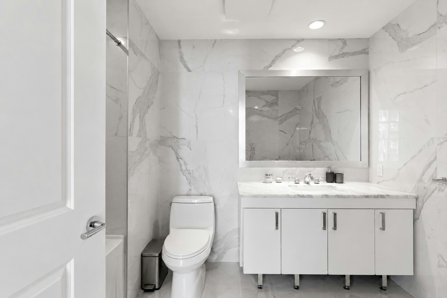 409-185 Victory Ship Way, North Vancouver, BC, V7L 0G2 - 19