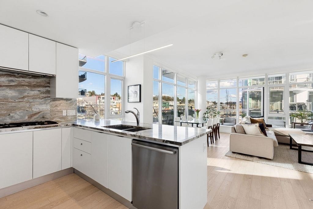 409-185 Victory Ship Way, North Vancouver, BC, V7L 0G2