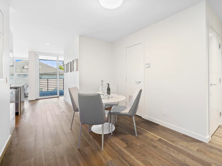 203-2095 W 44th Avenue, Vancouver, BC, V6M 2G1 - 11